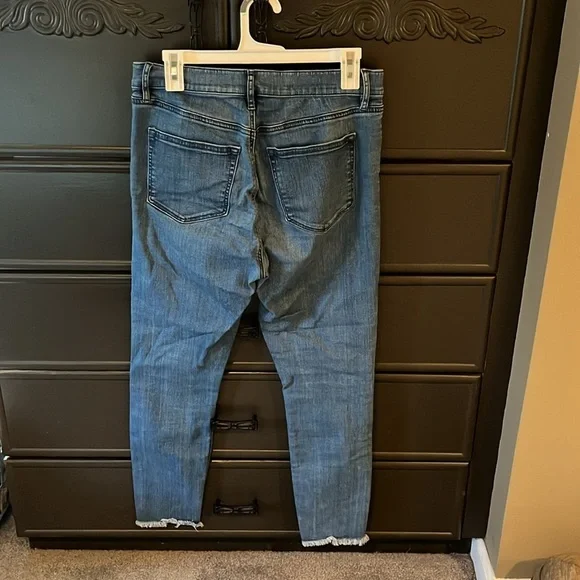 🌷LOFT HIGH WAIST SKINNY JEANS - Picture 2 of 3